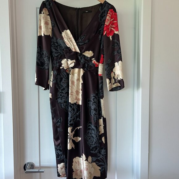 Hugo Boss floral print dress in 100% silk.Elegant and sophisticated - Picture 2 of 6